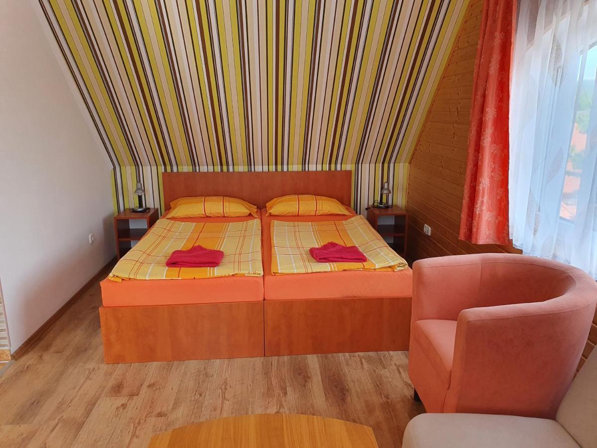 Laguna Apartmanház Hévíz Exterior foto