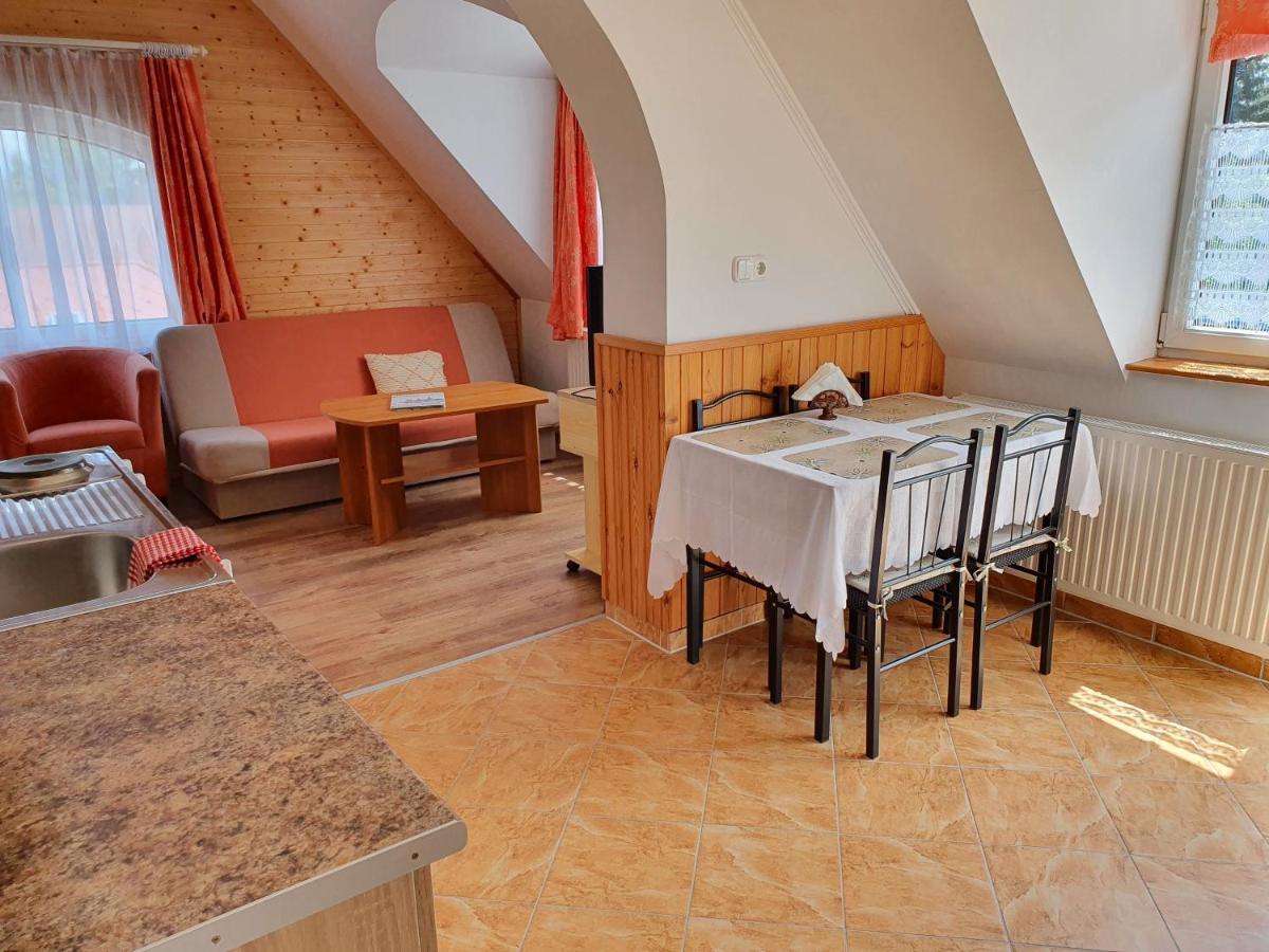 Laguna Apartmanház Hévíz Exterior foto